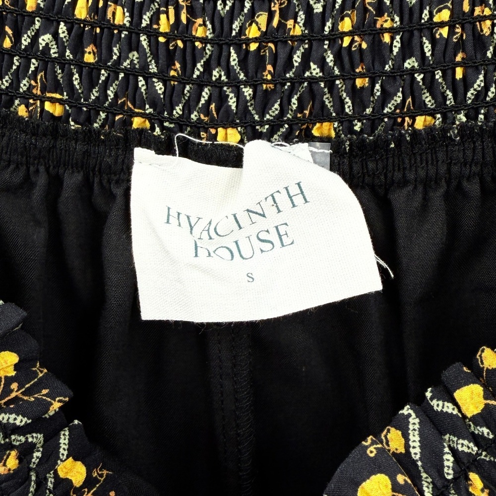 HYACINTH HOUSE Dress Small Black Floral Smocked Off The Shoulder Tuckernuck NEW - Picture 10 of 16